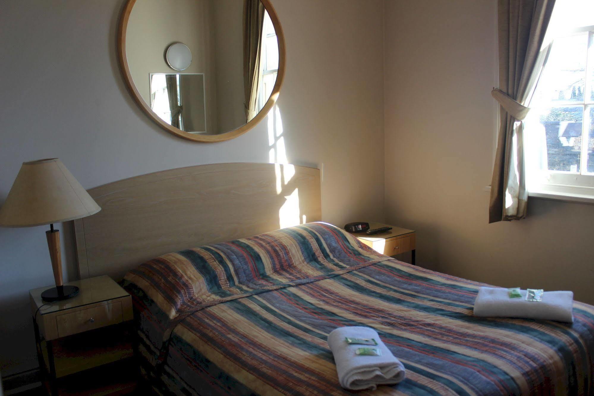 בלאקהית' Gardners Inn Hotel מראה חיצוני תמונה