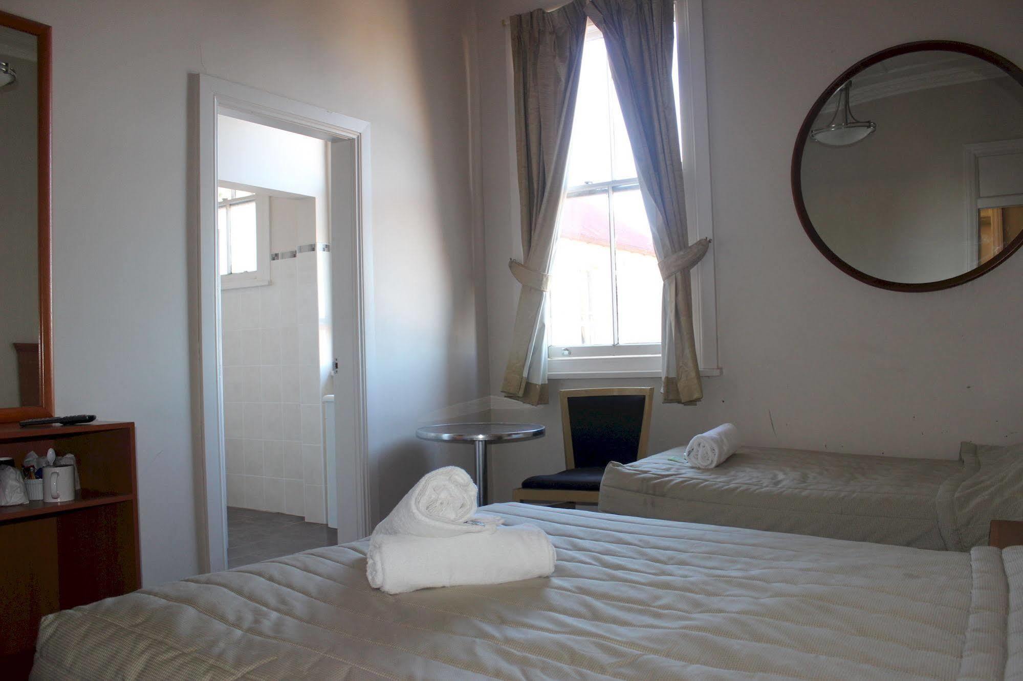 בלאקהית' Gardners Inn Hotel מראה חיצוני תמונה