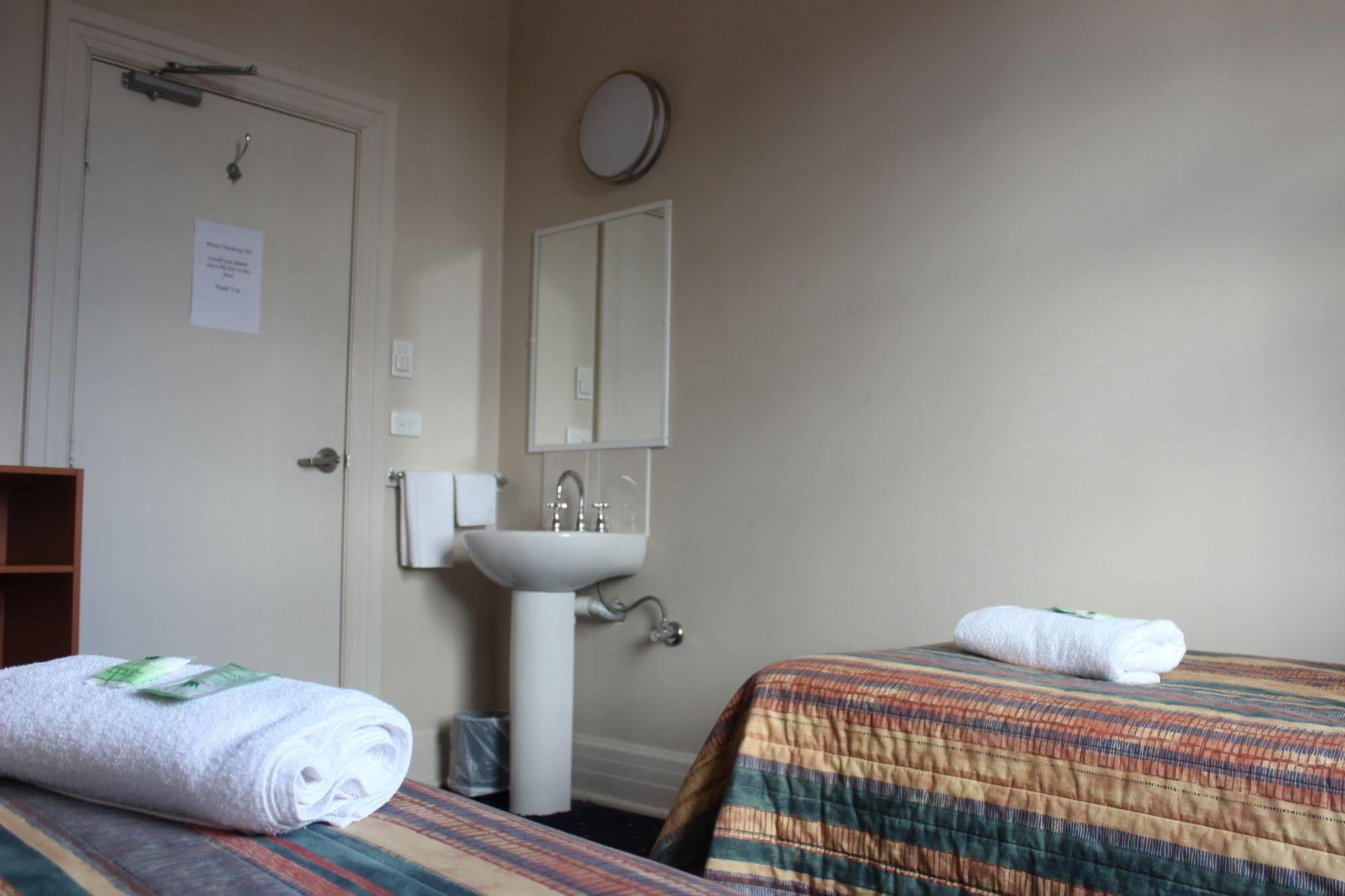 בלאקהית' Gardners Inn Hotel מראה חיצוני תמונה
