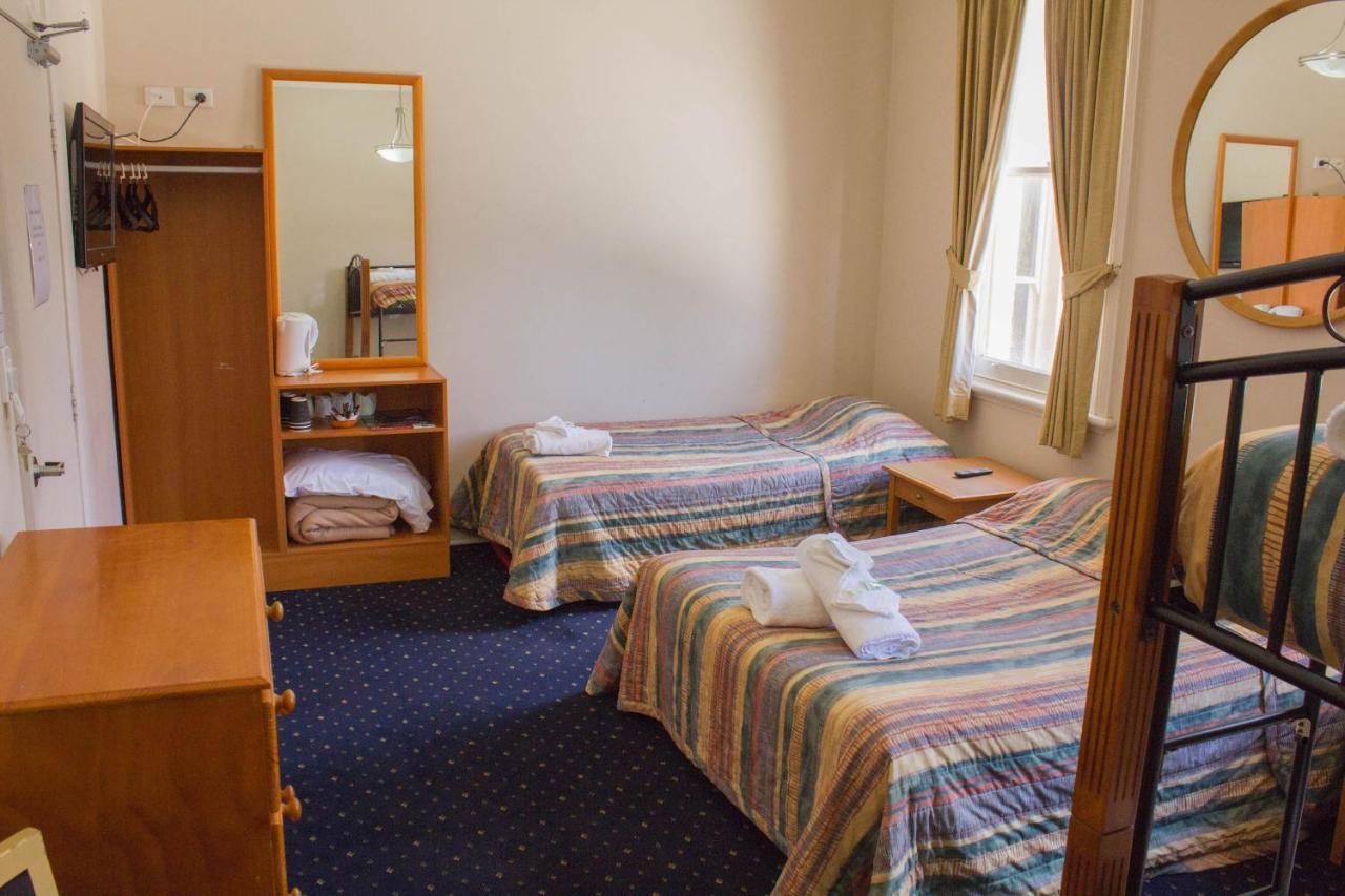 בלאקהית' Gardners Inn Hotel מראה חיצוני תמונה