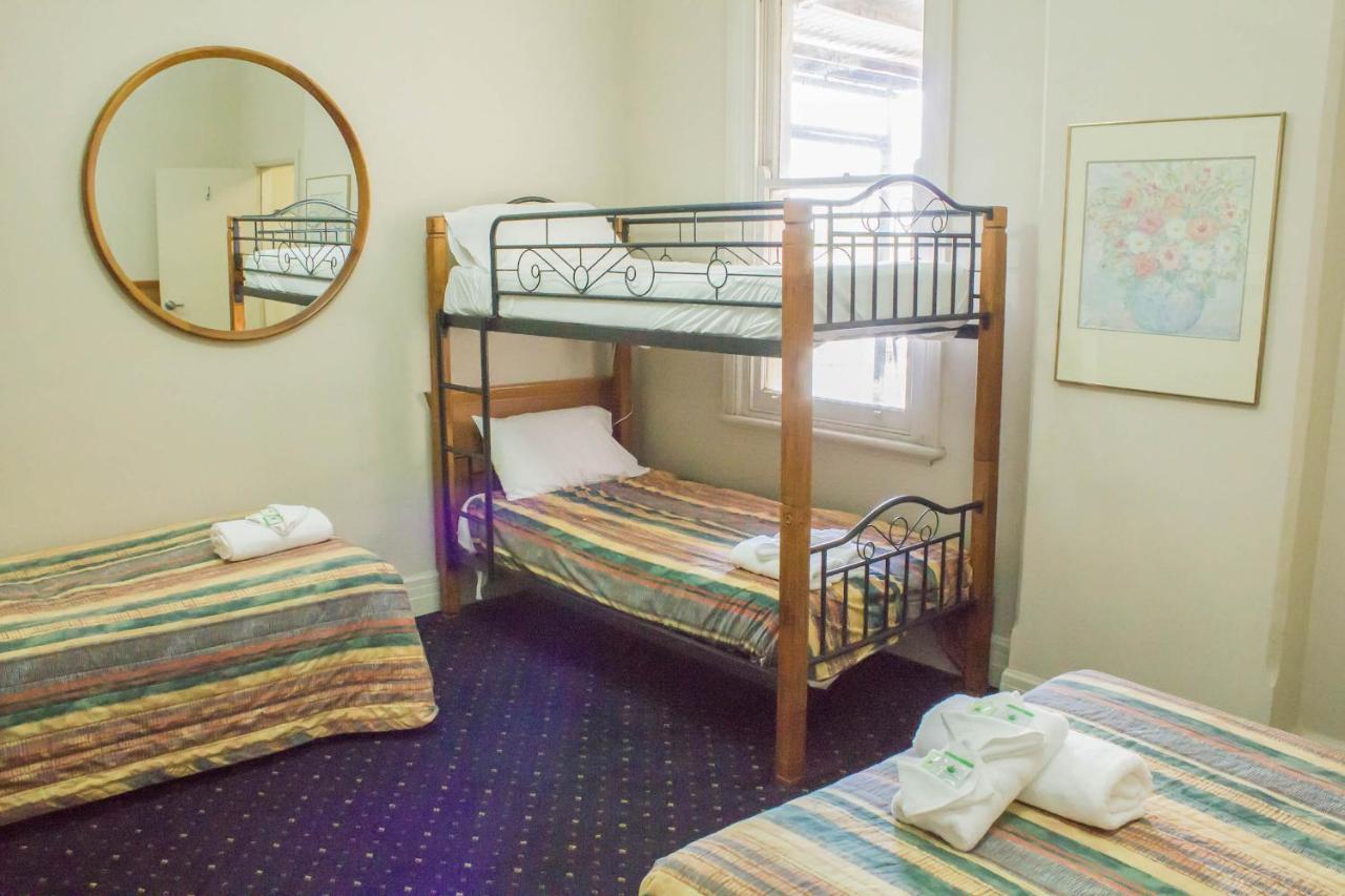 בלאקהית' Gardners Inn Hotel מראה חיצוני תמונה