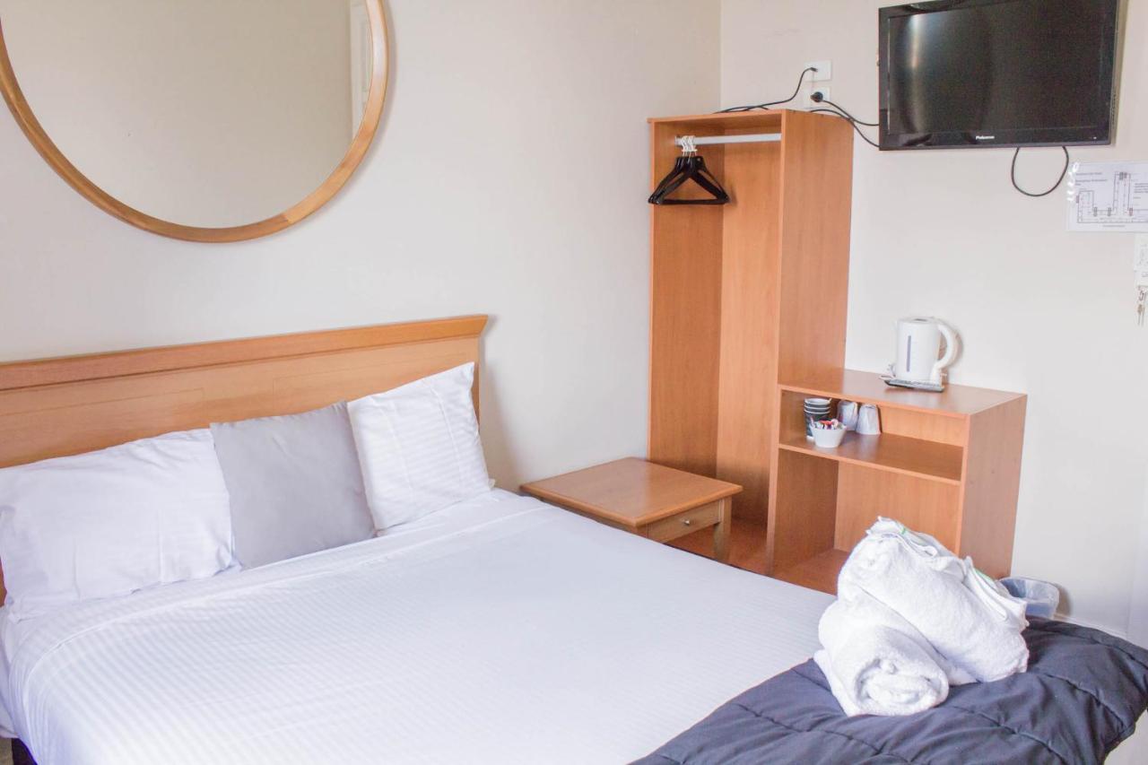 בלאקהית' Gardners Inn Hotel מראה חיצוני תמונה