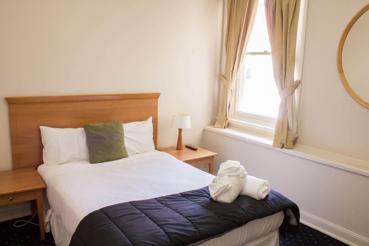 בלאקהית' Gardners Inn Hotel מראה חיצוני תמונה