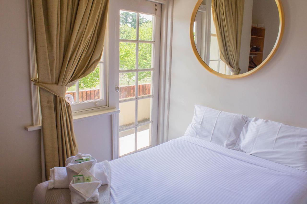 בלאקהית' Gardners Inn Hotel מראה חיצוני תמונה